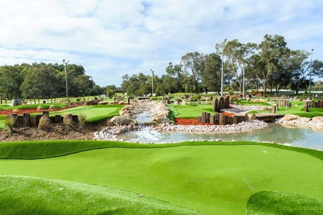 mini golf