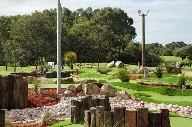 mini golf