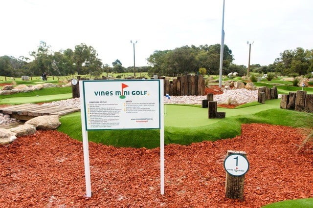 Vines mini golf