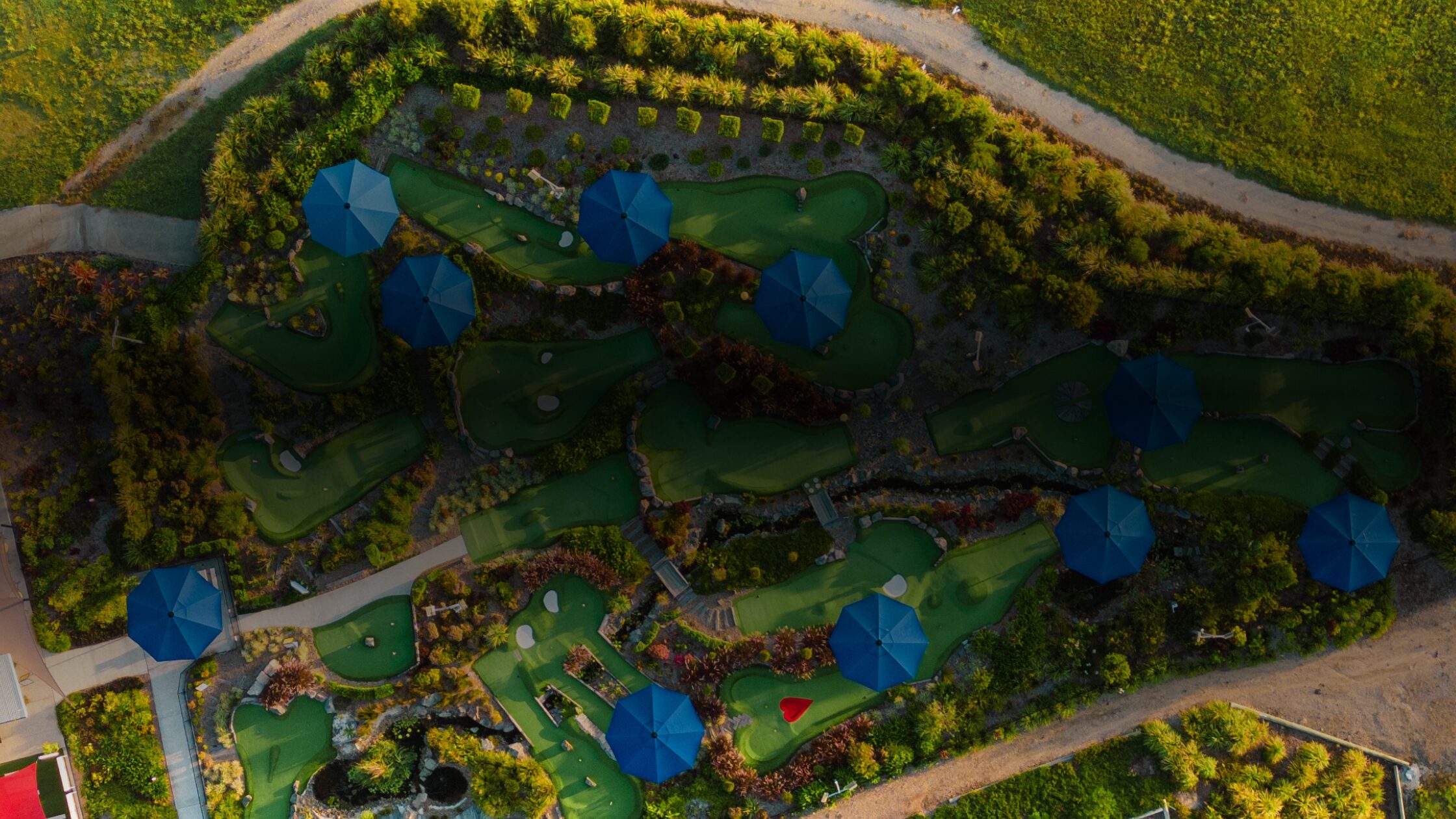 immersive mini golf design Build a Mini Golf Experience to Engage Every Visitor