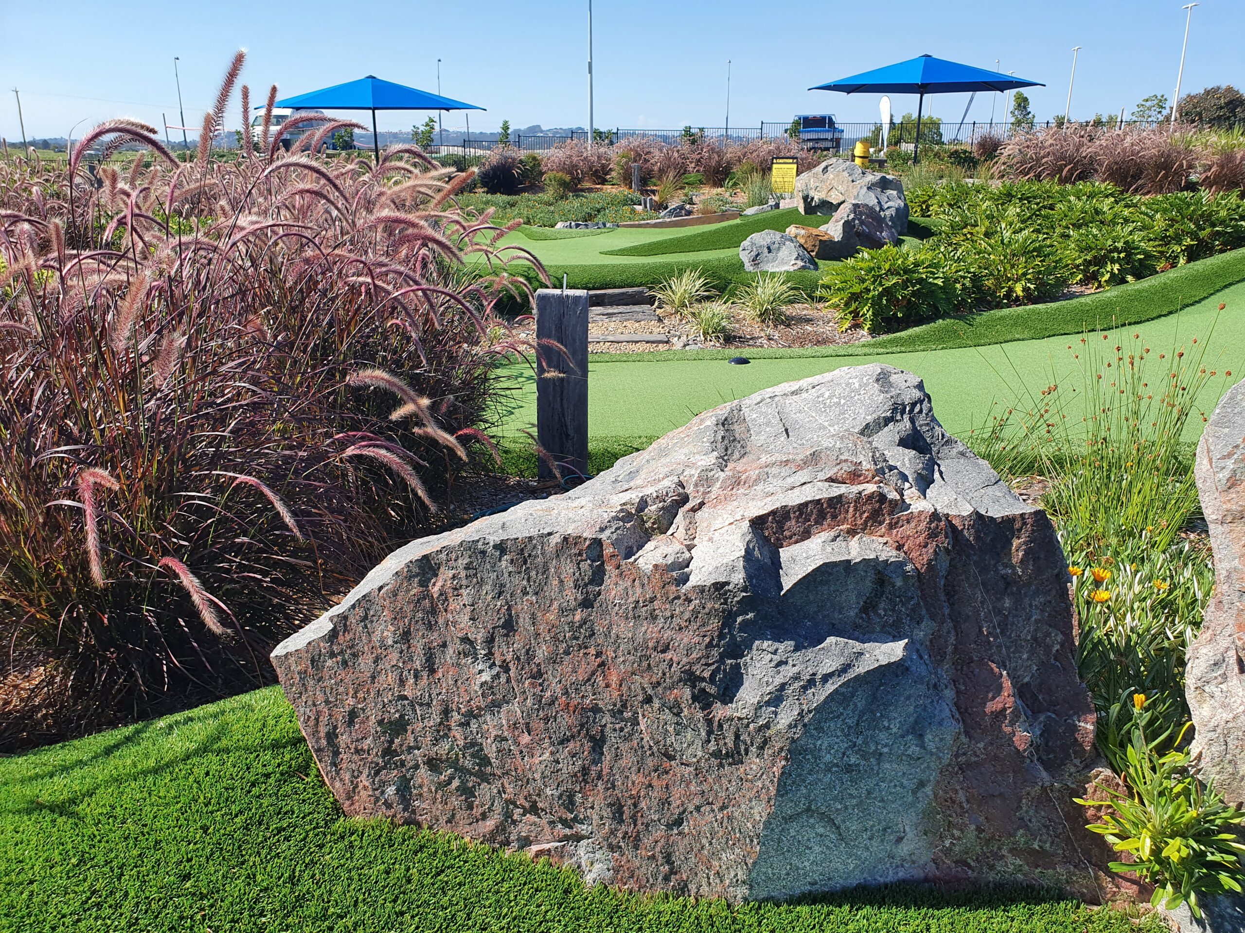 mini golf profitable winter